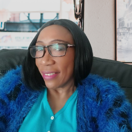 Solange Amangoua-Boudzoumou — Co-founder / Chairman & CEO